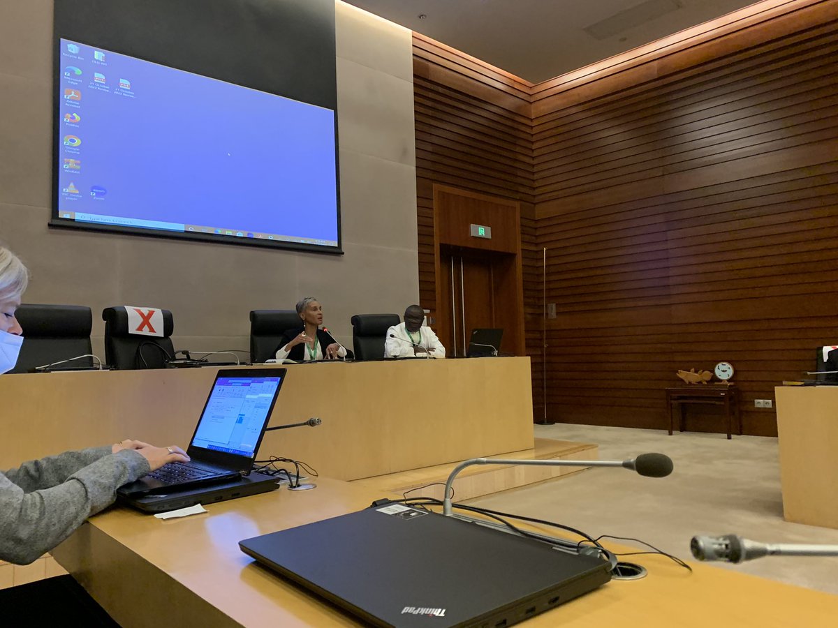 Leena Inamdar (@phdoc_leena) on Twitter photo Excellent discussions on Day 2 at the #AfricaPGISymposium22 Need stronger voices and frameworks to address inequities in sample sharing and access to benefits and innovations arising from the sample sharing <a href="/PascaleOndoa1/">Pascale Ondoa</a> chairing the group discussion #GenomicsforAfrica2022 Excellent discussions on Day 2 at the #AfricaPGISymposium22 Need stronger voices and frameworks to address inequities in sample sharing and access to benefits and innovations arising from the sample sharing <a href="/PascaleOndoa1/">Pascale Ondoa</a> chairing the group discussion #GenomicsforAfrica2022