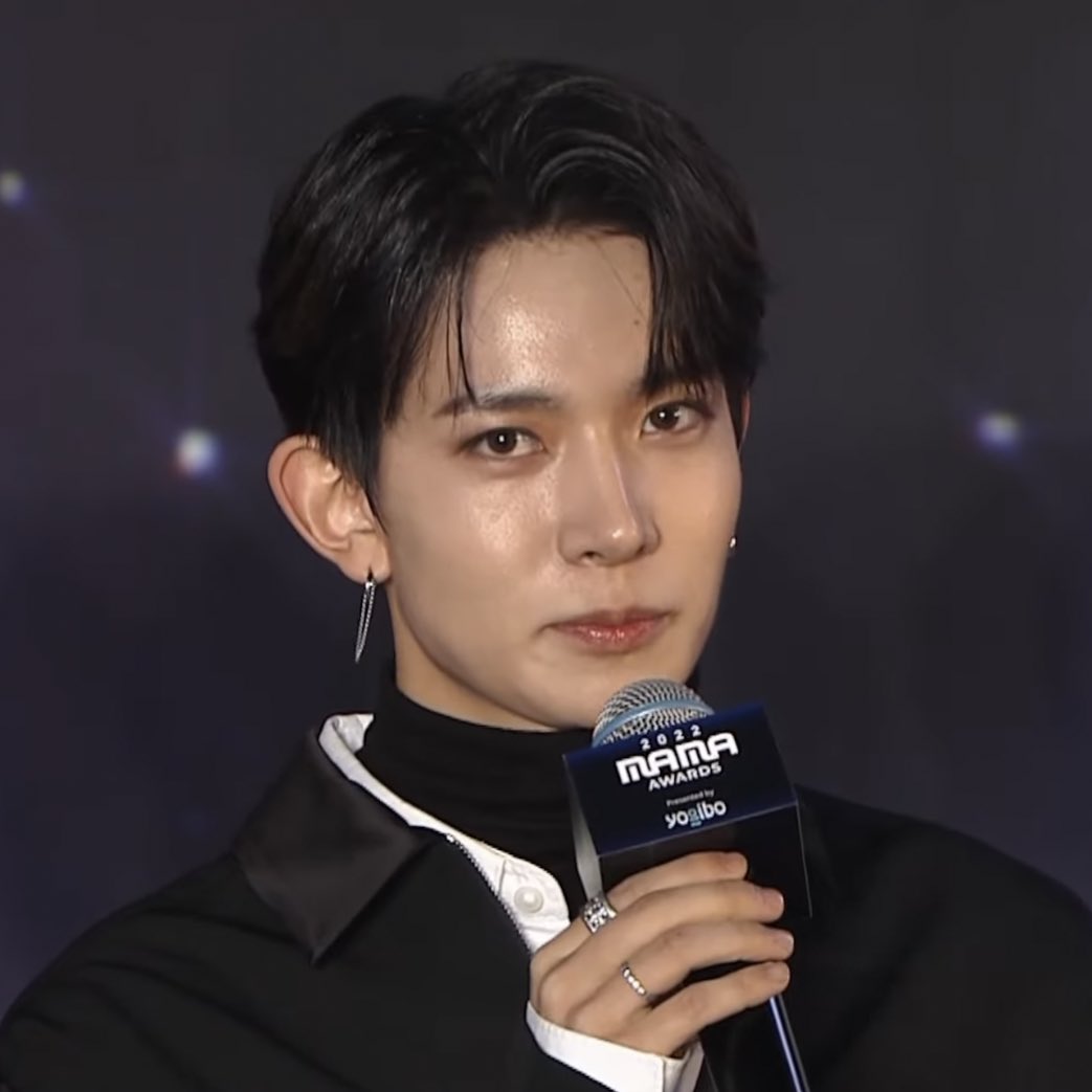 heeseung pics tweet media