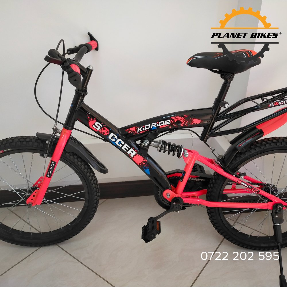 planetbikeske's tweet photo. "Nothing compares to the simple pleasure of riding a bike"- John F. Kennedy

Let your kids enjoy the holiday season when they cycle with their friends on the Kidride Bicycle. To get one today by calling us on 0722 202 595 #cyclinglife #bikelife #bicyclechallenge #cycleke https://t.co/KRiHPipRem