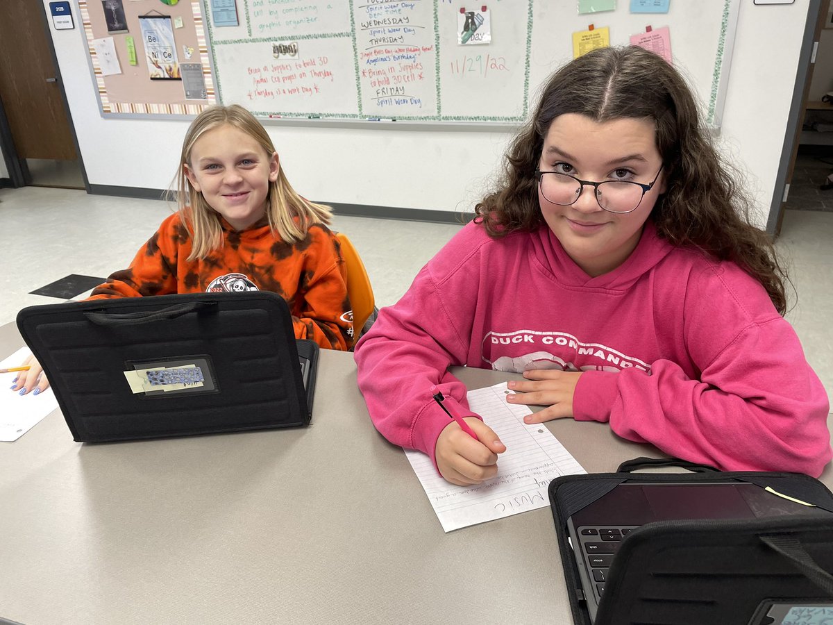 Mrs_MathewsNPMS's tweet photo. Kicked off our trivia den time group today with @mshannahpech! 🤓🤓 #NPMSgrizzlies https://t.co/7uJpbya83v