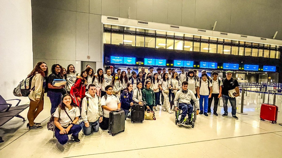 METSchoolPanama's tweet image. #METstudents & staff travelled to Orlando today & are already having fun! They're ready for the 2022 #NAEGlobalGames to connect with our #FamilyofSchools!
Have an amazing time, MET Jaguars❤️
#METSchoolPanama #NordAngliaEducation #gometjaguars #metmagicmoments #NAETheAmericas