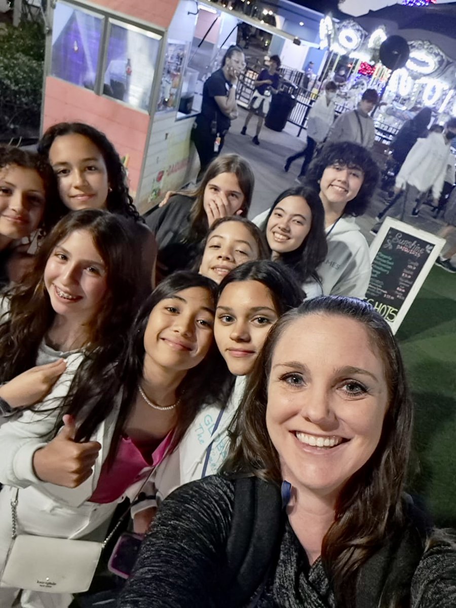 METSchoolPanama's tweet image. #METstudents & staff travelled to Orlando today & are already having fun! They're ready for the 2022 #NAEGlobalGames to connect with our #FamilyofSchools!
Have an amazing time, MET Jaguars❤️
#METSchoolPanama #NordAngliaEducation #gometjaguars #metmagicmoments #NAETheAmericas