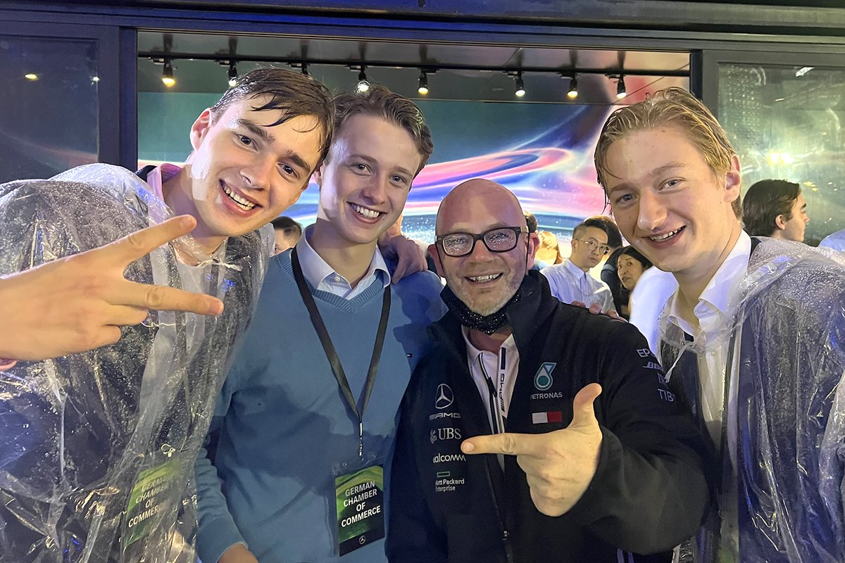 GICGCCHongKong's tweet image. Thanks to everyone who joined our #GCNetwork @ #MercedesBenz’s BAM Festival last Friday! A big shoutout to Andreas Buchenthal &amp;amp; team for their tireless efforts to make the most out of difficult circumstances – it was definitely worth it! ☔️🌈🍻
#GCCHK #BAMHK #PartnerForNetworking