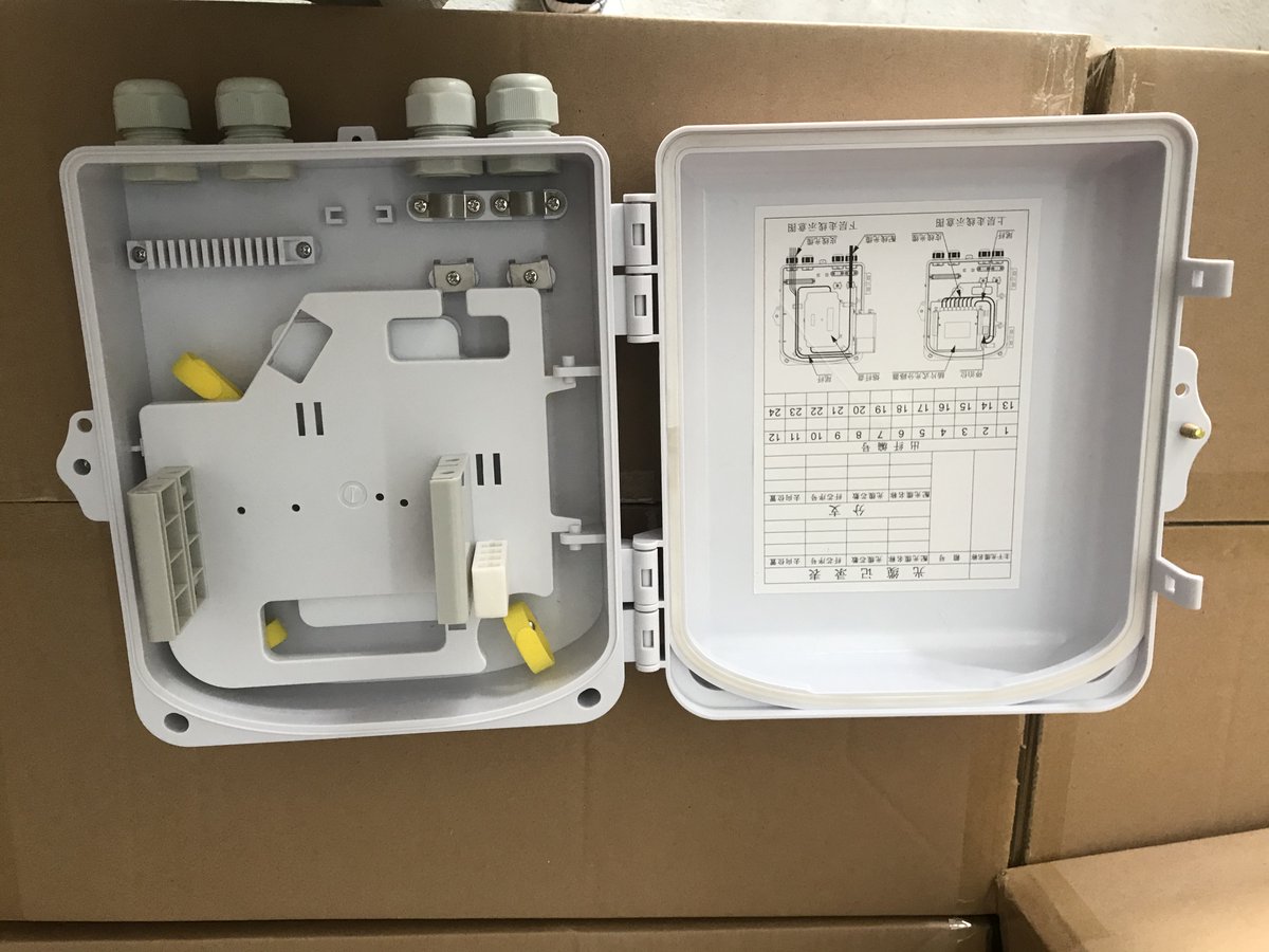 Andytangzx's tweet image. Fiber Optic Terminal box  OTB-P029, load PLC 1*8 or 1*16 splitter cassettes, ABS plastic, with 1pc OST-050 splice tray, max. 24 fibers, wall mounted or pole mounted.
Contact Whatsapp: +86 185 2020 4997  
#fiberoptic #fiberopticterminalbox #fttx #ftth