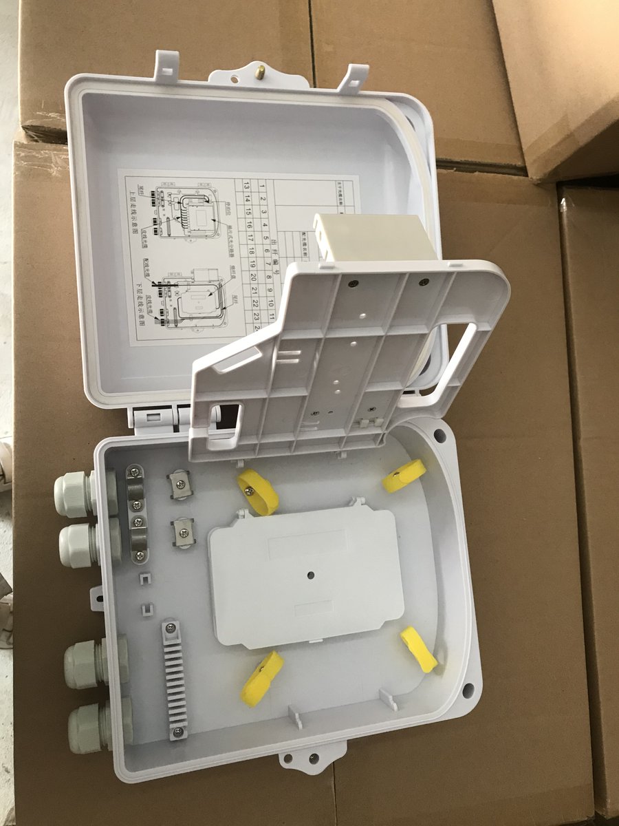Andytangzx's tweet image. Fiber Optic Terminal box  OTB-P029, load PLC 1*8 or 1*16 splitter cassettes, ABS plastic, with 1pc OST-050 splice tray, max. 24 fibers, wall mounted or pole mounted.
Contact Whatsapp: +86 185 2020 4997  
#fiberoptic #fiberopticterminalbox #fttx #ftth