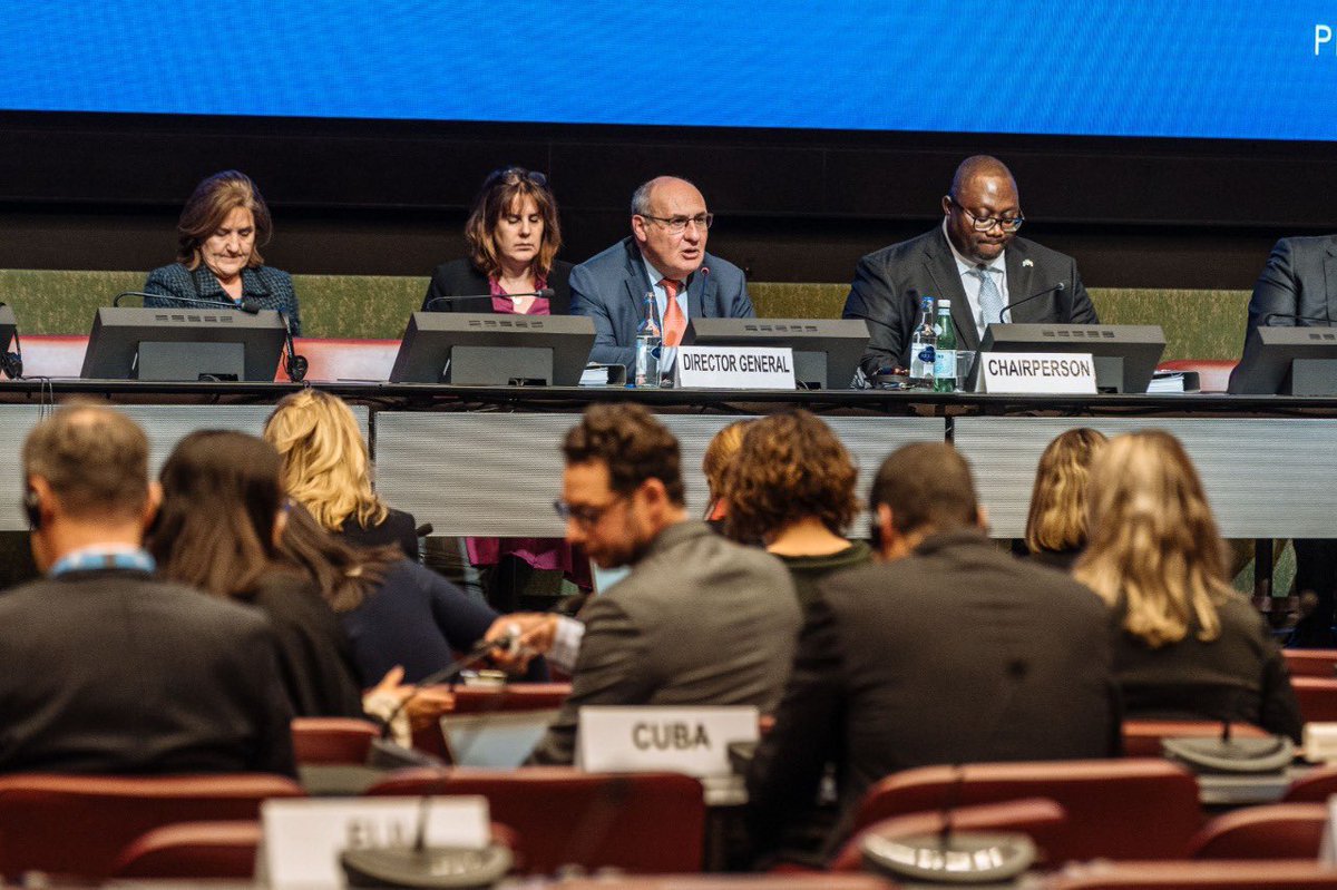ergayga's tweet photo. Special Envoy H.E @AAbdishakur delivered Somalia’s statement on impacts of climate change on food security &amp; displacement at the opening of the @IOM council in #Geneva. He appealed for Int’l support to build resilience for our communities to adapt to climate shocks &amp; it’s fallout https://t.co/UwUbPR2TCp