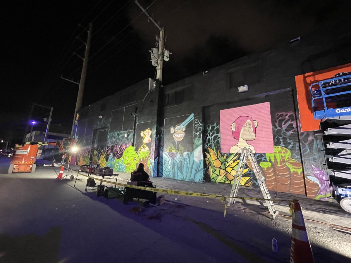 Late night work in Wynwood. 
Art Basel 2022.
<a href="/TheOtherBlock/">OtherBlock: The One and Only ⚡️</a> <a href="/rocsolmiami/">Roc Sol 🎨👨🏻‍🎨</a> <a href="/swickie/"></a> <a href="/SeraStargirl/">Sera☆</a> <a href="/Zech3D/">Zech 🍌</a> <a href="/peterjfang/">Peter Fang</a>
