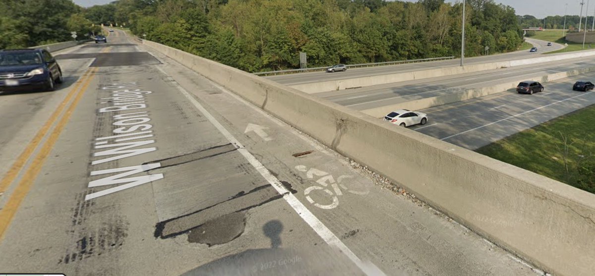phillipcjohnson's tweet photo. @chefanieeee @DanHeavern If we're on the topic of miserable Worthington bike infrastructure, this is a big nope from me. The bike lane is always filled with debris and I feel like one misplaced rock is going to send me off the edge. (Wilson-Bridge Rd.) https://t.co/QJPeAJFf5p