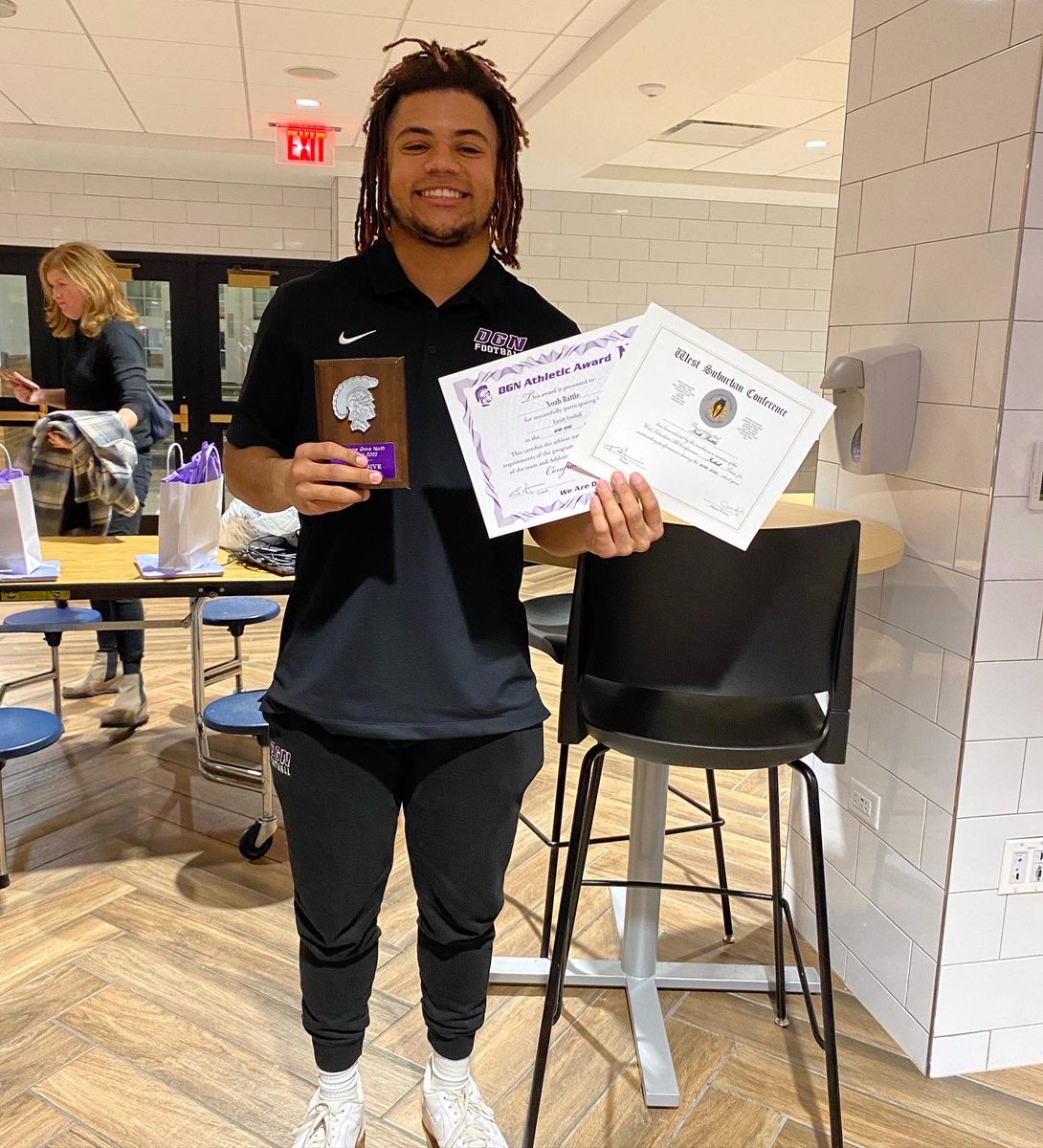 noahbattle34's tweet photo. Very proud to accept the honors of being WSC All-Conference and DGN Offensive Player of the Year! Looking forward to improving myself for next year! @CoachHoreniDGN @CoachBigPete @PrepRedzoneIL @PRZJordan @CoachRenoYale @PetersNDSU https://t.co/it5FQzIZnb