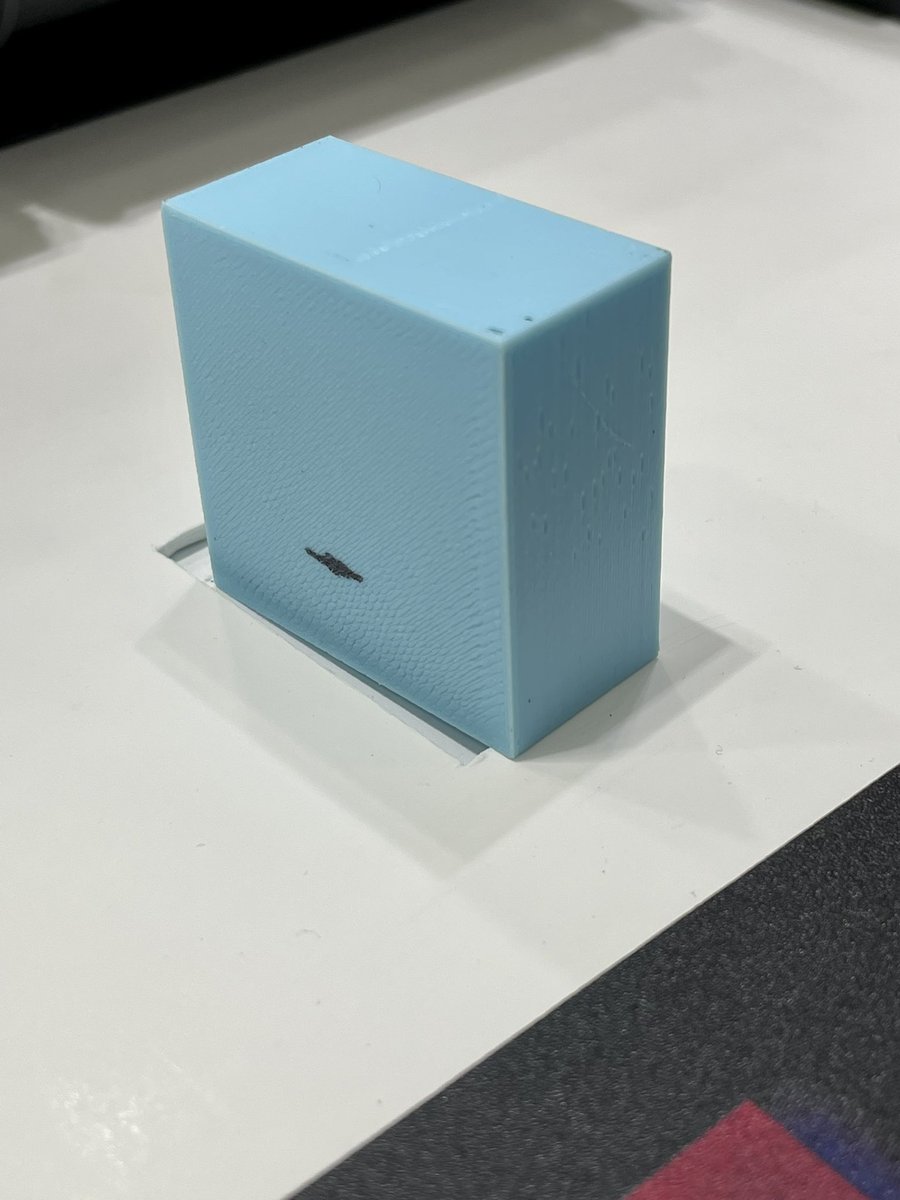 fabstudio6's tweet photo. Finding ways to improve repeatability to reduce margin of error. It’s in every sequence, every move… #dobot #repeatability #industrialrobots #roboticarms https://t.co/Te5VdtlZ6g