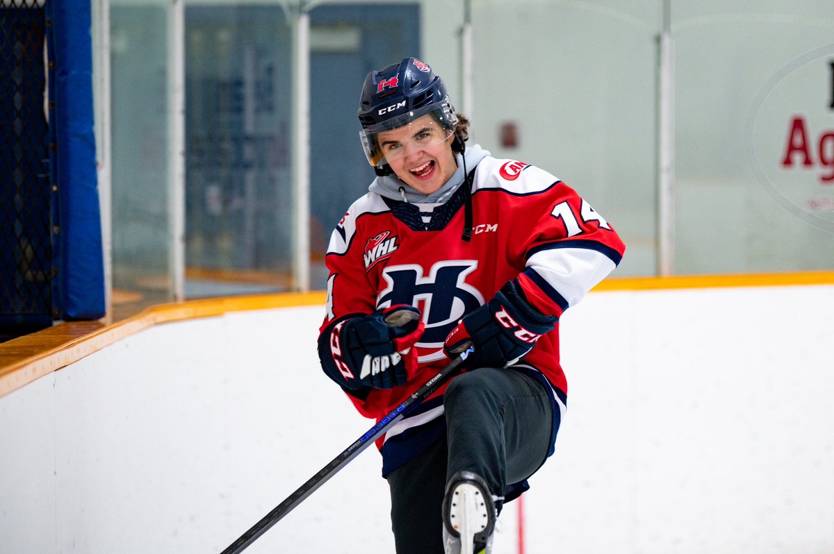 Lethbridge Hurricanes tweet media