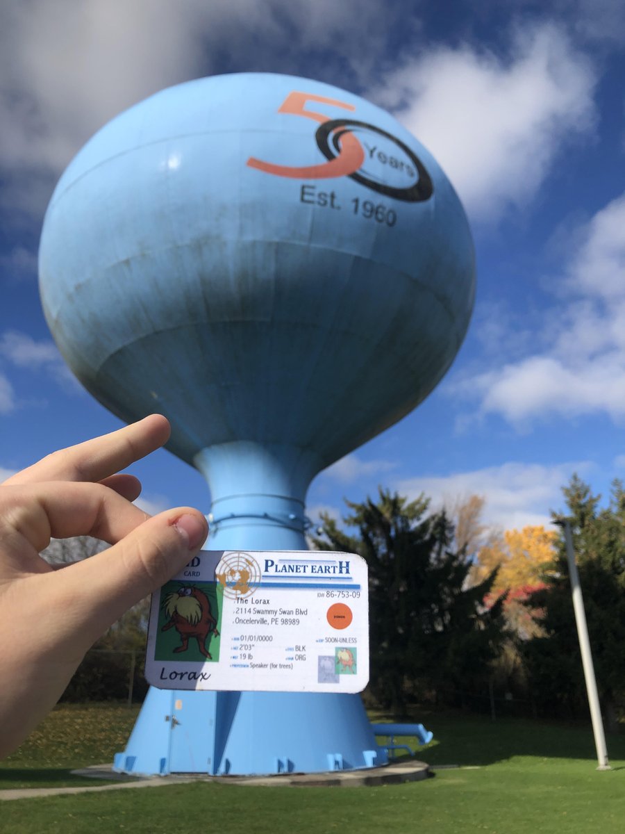 DudorEthan's tweet photo. The Oak Creek Water Treatment Facility removes pathogens and creates clean water for people to drink and utilize. The water is stored in water towers which then use gravity to pump water to our taps. Never realized how I took this for granted untill now. @franklinlorax #apeswater https://t.co/WjQFiaEmKa