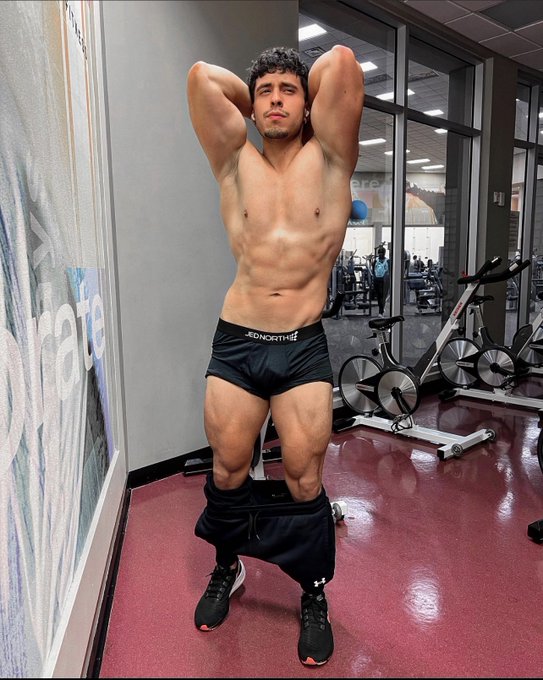 TW Pornstars - Osvaldo Mireles 👨🏻. The most liked pictures and videos from Twitter for all time