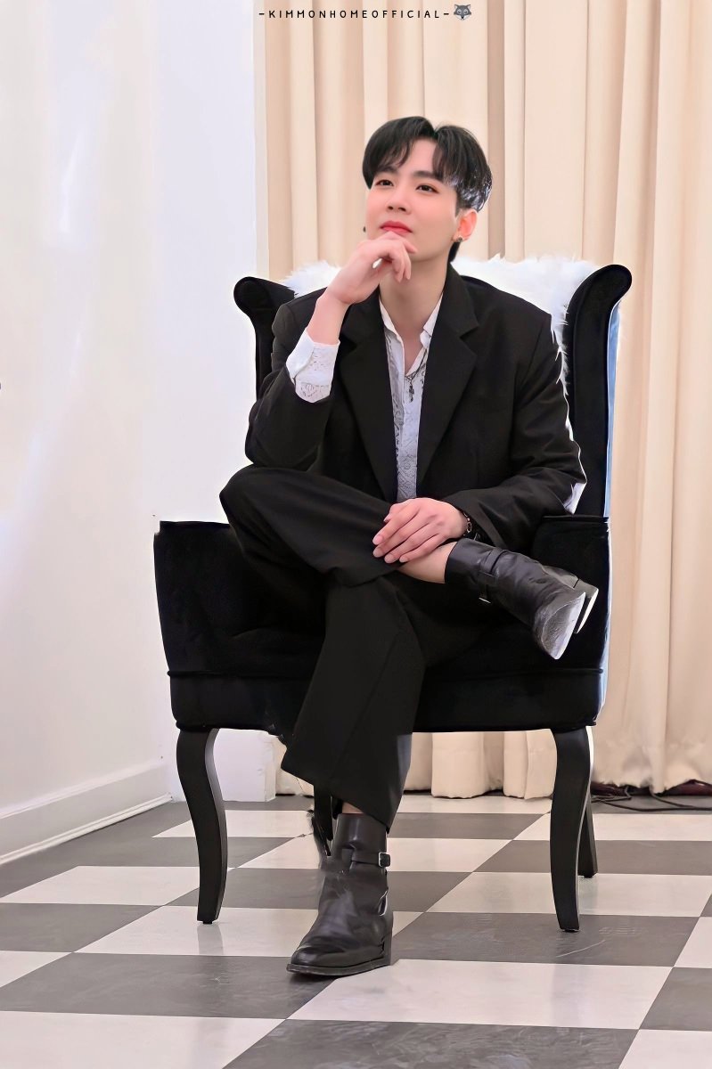 KIIMMONOFFICIAL's tweet image. ก็เธอน่ารักเท่าอวกาศ
ใจฉันบางแทบขาด
เวลาที่เธอนั้นยิ้มมา ^^ 
#ขุณขิมมอญ