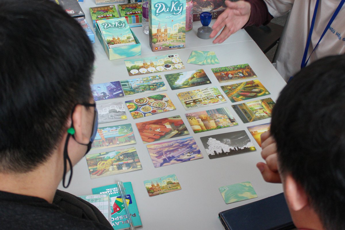 PlumTran's tweet photo. we got so many players trying out #duky #hoipho🙌🙌🙌 for 2 days #ABGF @NguHanhGames
my first time ever international board game convention https://t.co/o1cxMV4YG8