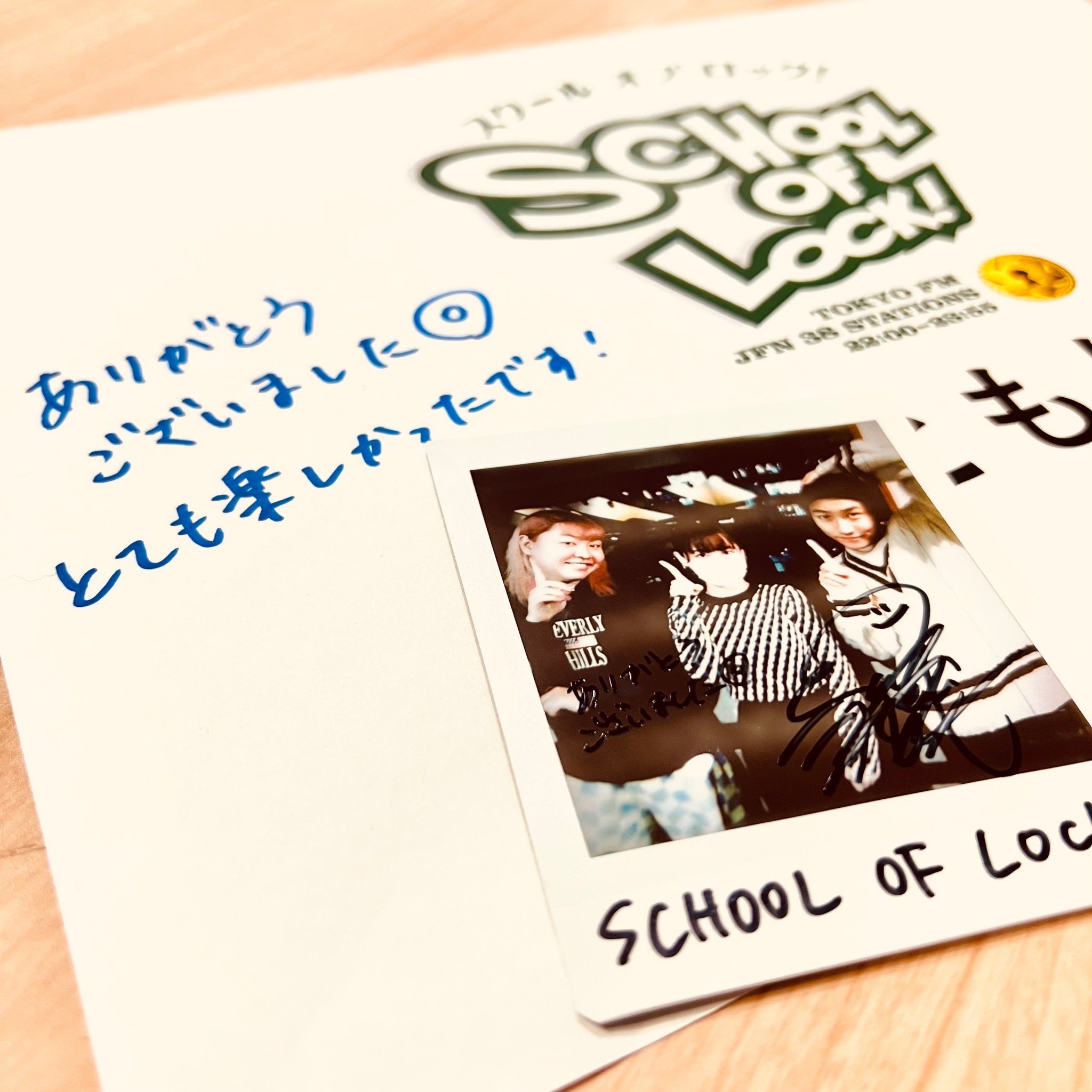 楠木ともり サイン入りチェキ 楠木ともり サイン入りチェキ Amazon.co