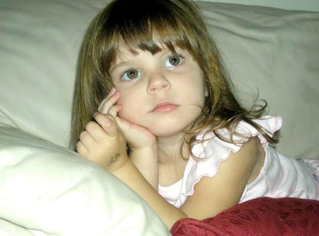 NicoleAngelette's tweet photo. I want to know what everyone’s opinion of the new Casey &amp; Caylee  Anthony documentary is. 
#CaseyAnthony #CayleeAnthony #GeorgeAnthony #CaseyandCaylee #Peacock #WhereTheTruthLies #Documentary https://t.co/Vr309KjCDk