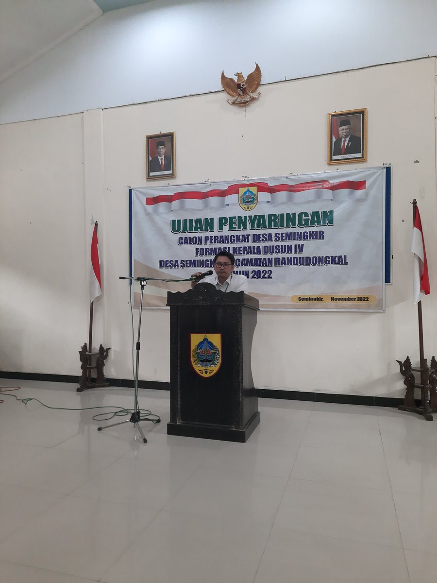Ds_Semingkir's tweet photo. Ujian penyaringan calon perangkat Desa Semingkir dengan tahapan Tes praktik Komputer dan Pidato.
@dinpermasdespml 
@PemkabPemalang 
@puspindes https://t.co/zmbuHk3G7L