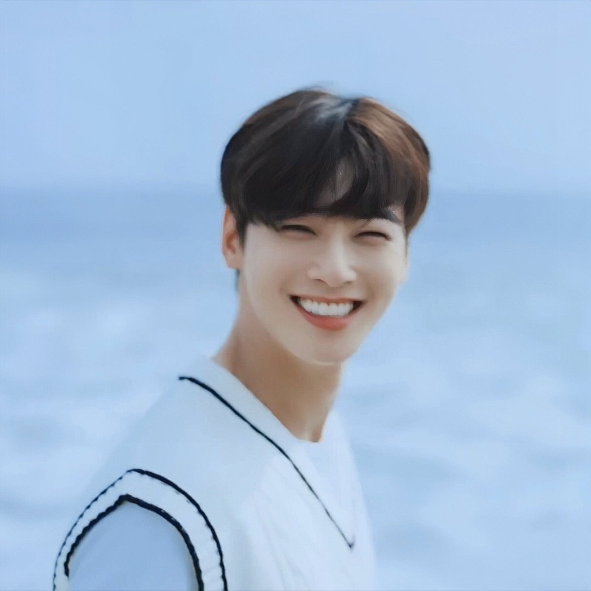 cewycha's tweet photo. I’m gonna cry #차은우 https://t.co/dgK2fmpESx