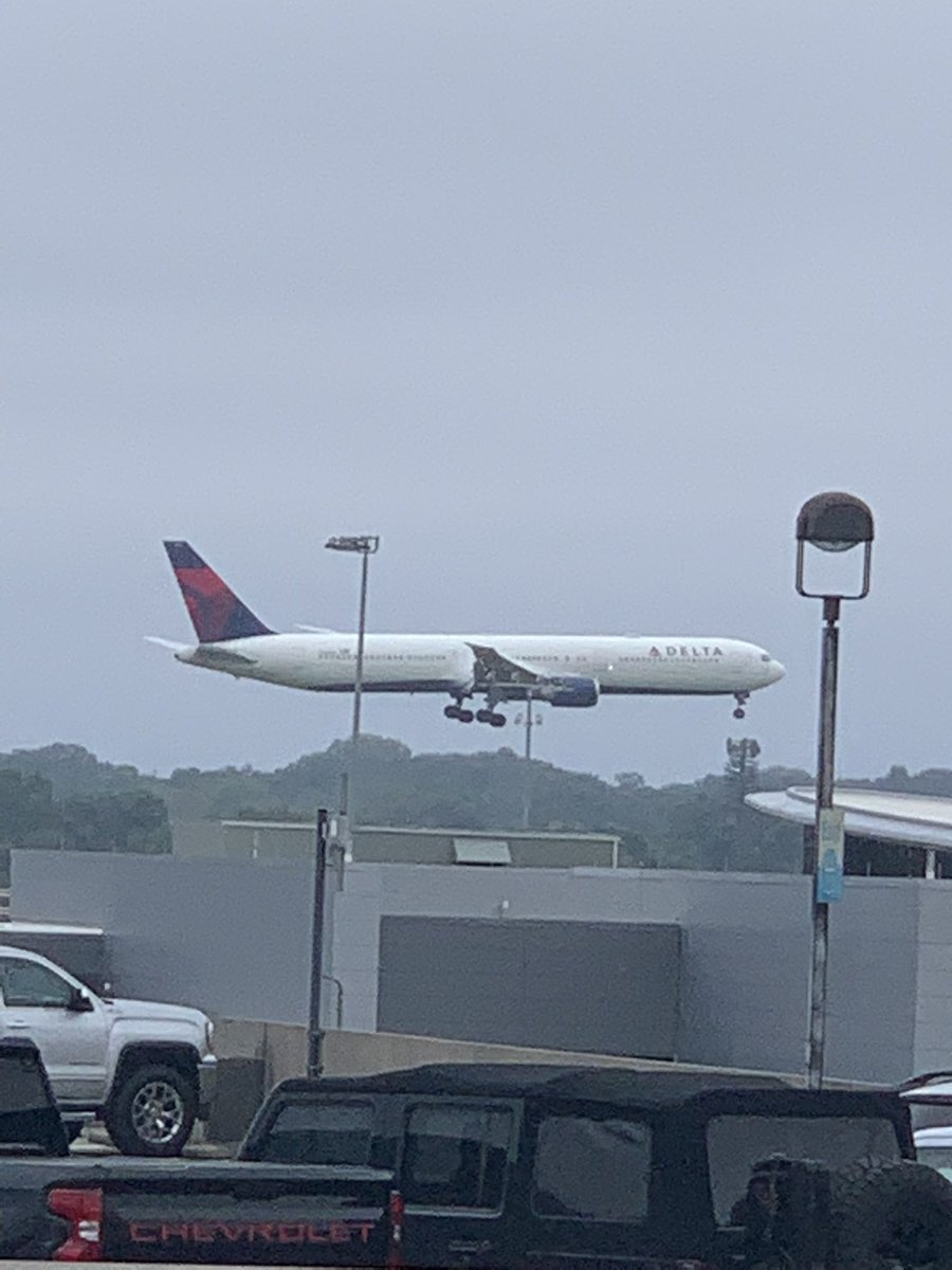 DistanceJulian's tweet photo. @Delta https://t.co/iH22AYA6uj
