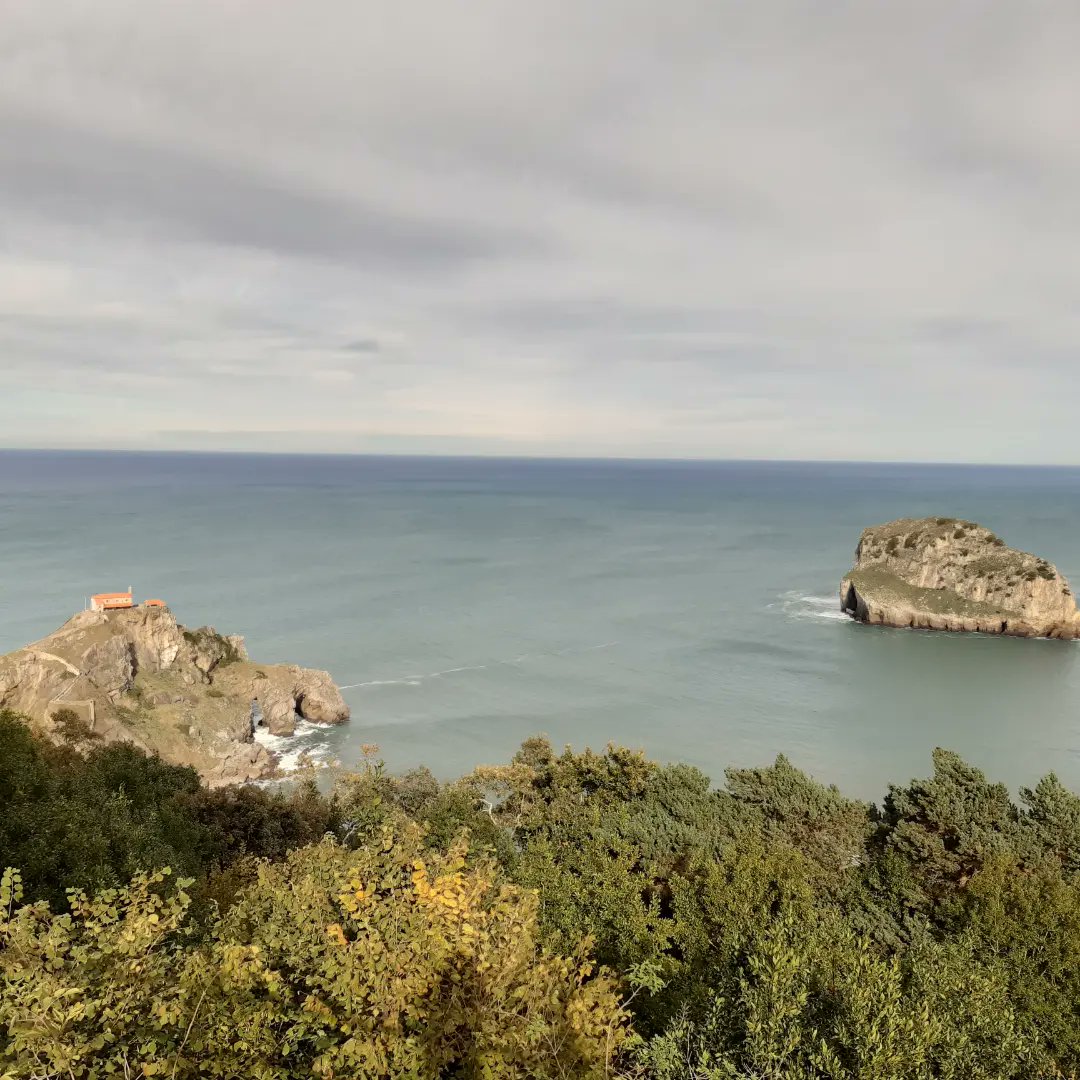 10_ikker's tweet photo. San Juan de #Gaztelugatxe https://t.co/pRRQnkGfYD