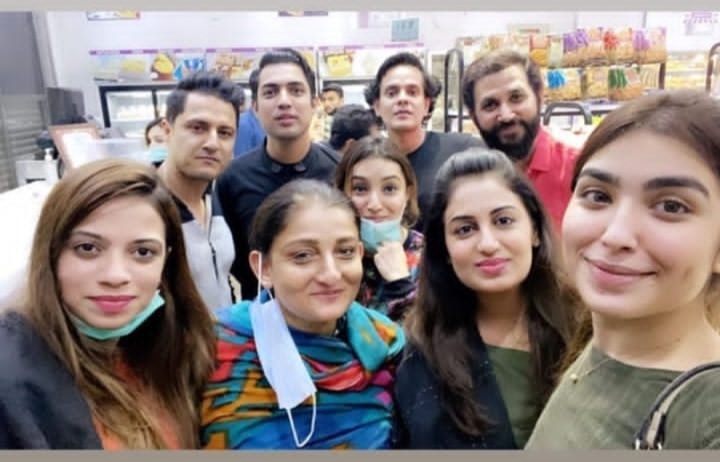 lifelinefarah's tweet photo. In the #throwback pic of #onthisday from #30nov2020 #memories 👉 @Farah_Yousaf_fc follow ♥ 👈 https://t.co/8yR8wUdINo