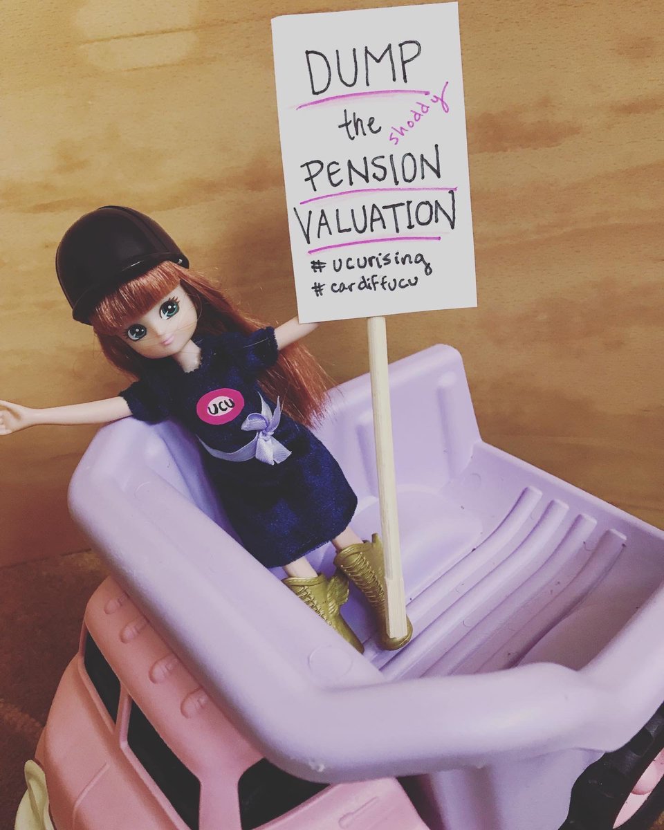 Back at it again today, in the cold and damp - forza, friends! 
Dump the pension valuation!
#ucuRISING #UCU #cardiffucu