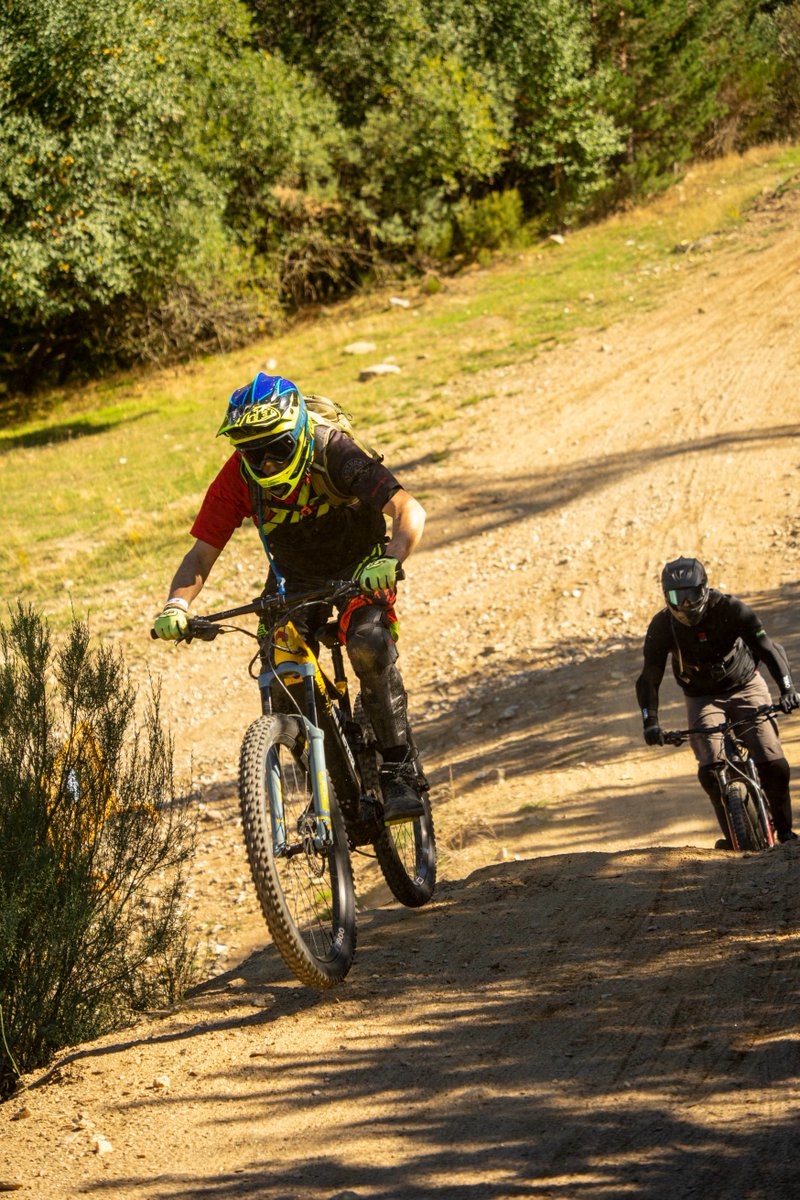 MarkhorCycles's tweet photo. Best of November, nice shot from @David Figueredo Callejon
#emtb #electric mountain bike #MARKHOR
#downhill #uphill #riding #long-range #exploration #adventure
https://t.co/ikcKa31ige
Welcome to website for more info. https://t.co/AcskYf6d7c