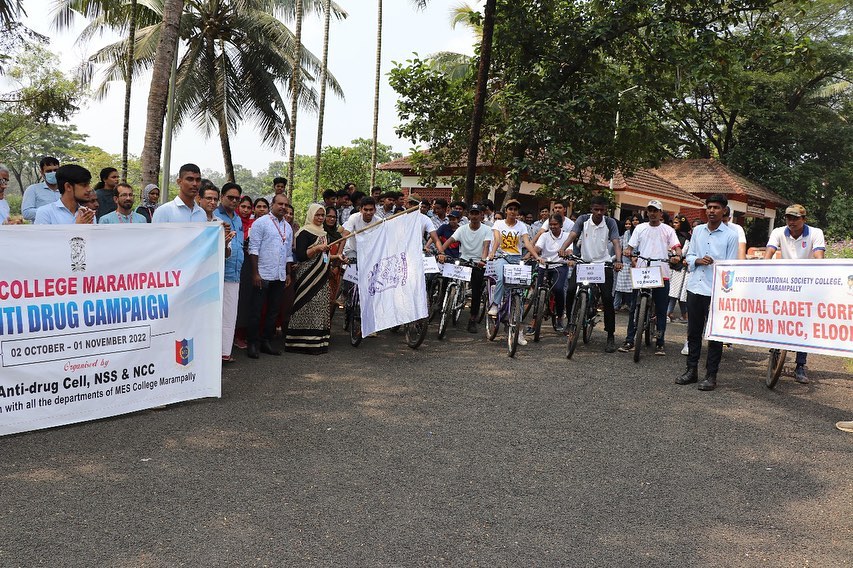 nccmesmaramplly's tweet photo. Cyclothon...
.
.
.
#motivation
#drugabuse
#NCC
#DefencePROkochi
#DefencePROTvm
#HQ_DG_NCC https://t.co/0dYdfuTzK1