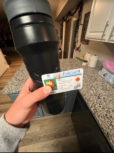 Carson_Lorax's tweet photo. The water inside this water bottle I drink comes from Lake Michigan but is filtered to remove feces and other runoff items leading into lake Michigan   @franklinlorax #apesintro https://t.co/hCQWjSJLPY