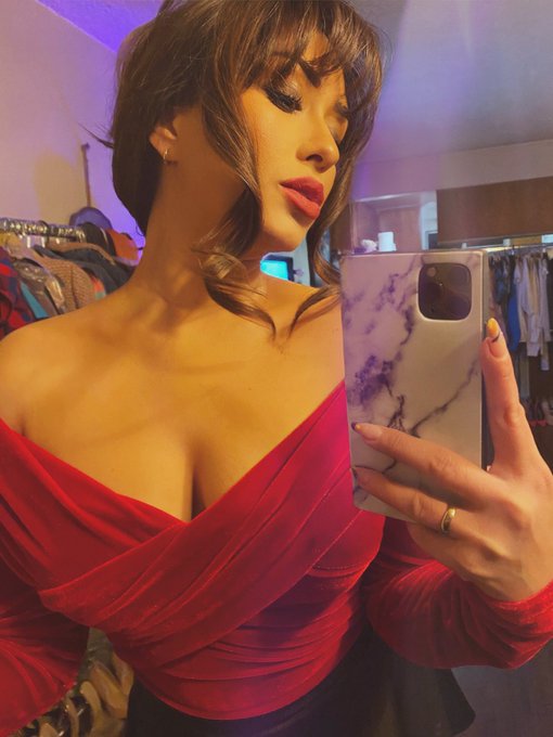 I bet you&rsquo;re fucking your hand raw to my Twitter feed🤣 huh, beta? All because you can&rsquo;t resist a stunningly<a href="/tag/goddess"class="tags"><span>#goddess</span></a><a href="/tag/femdom"class="tags"><span>#femdom</span></a><a href="/tag/brat"class="tags"><span>#brat</span></a><a href="/tag/findom"class="tags"><span>#findom</span></a><a href="/tag/meangirl"class="tags"><span>#meangirl</span></a><a href="/tag/pay"class="tags"><span>#pay</span></a>