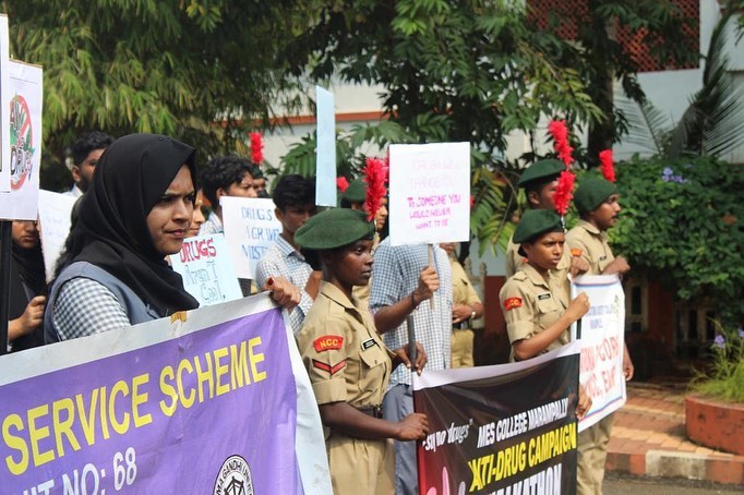 nccmesmaramplly's tweet photo. Walkathon: as part of anti drug campaign...
.
.
.
#walkathon
#NCC
#DefencePROTvm
#DefencePROkochi
#HQ_DG_NCC https://t.co/iTA1o7iPYE