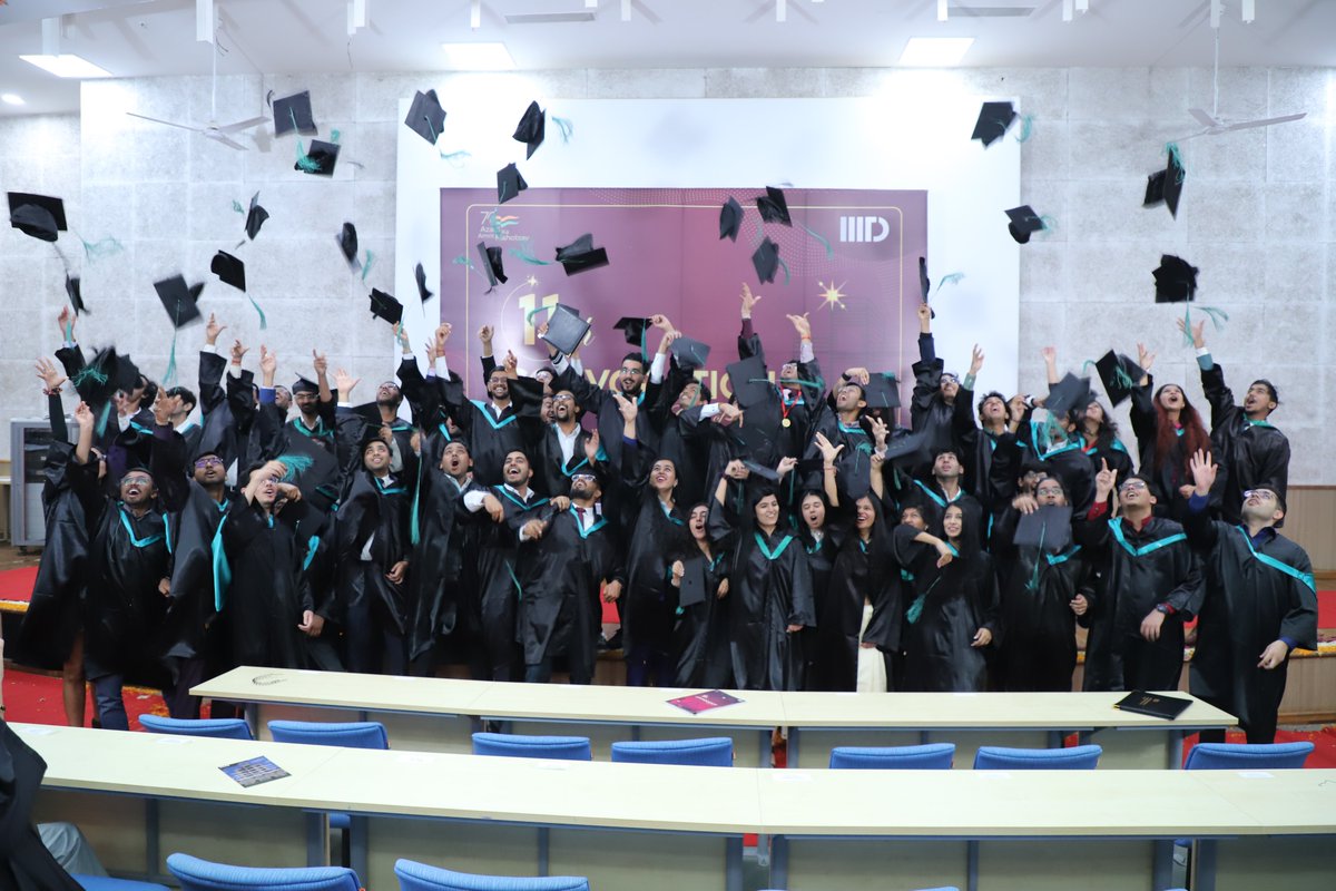 hcdiiitd's tweet image. Congratulations to the graduating batch of 2022. Our best wishes are with you for your next journey.
Stay connected !
#IIITDClassof2022 #11thConvocation #IIITDConvocation