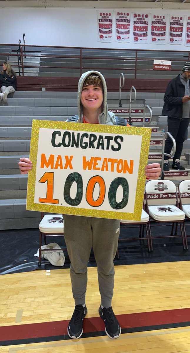 jackweaton3's tweet photo. Proud big brother moment! @MaxwellWeaton scores his 1000th career point for the @FHSTrojans. I’ve seen this kid work his tail off for years and it’s all coming together. Keep doing your thing, bigger and better things to come. All love 🤞🏼 https://t.co/sGhgDJZQ8G