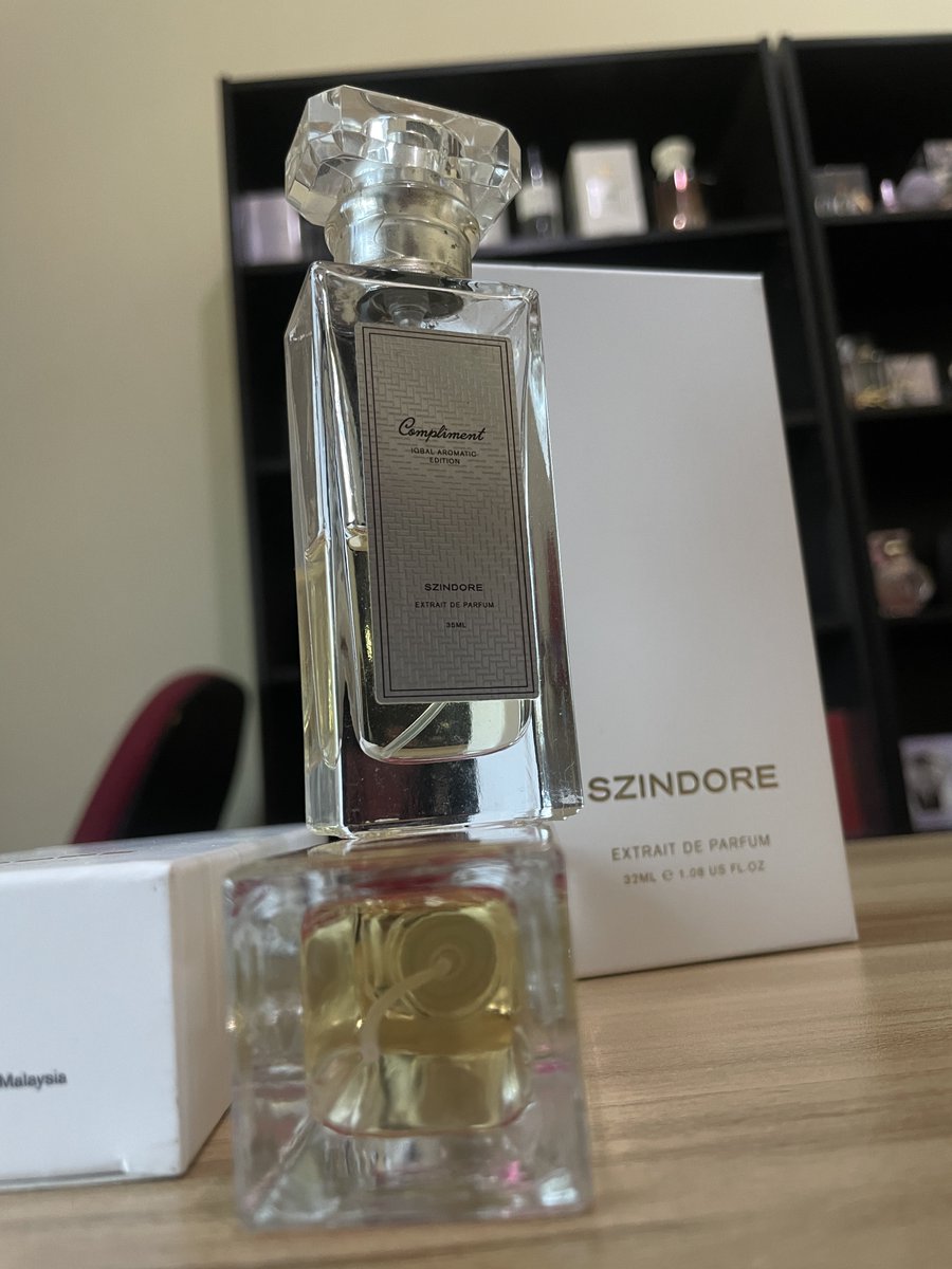 AusMeshi's tweet photo. Szindore

Ada Perfume baru keluar di pasaran, Szindore pasti akan menyusul. Paling memikat hati, Ellis Passion dan Royale 54

Mereka juga ada bekerjasama dengan @Iqbalsheikhali (Compliment)

📺 Full Review: https://t.co/bVGlBj6vIs

🛍 Shop: https://t.co/IZsNCJtqHB https://t.co/oWJMnxZif5
