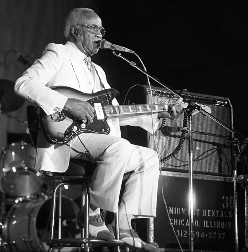 JarettCody's tweet photo. #30DaysOfBlues
This challenge was great with a lot of magnificent selection. Thanks @ESportsMed
Day 30 : the last day of blues
Roebuck "Pops" Staples - "Somebody Was Watching
The last album of Pops produced by Jeff Tweedy
https://t.co/MaKyOyrqhQ https://t.co/5H1CNj8JX1