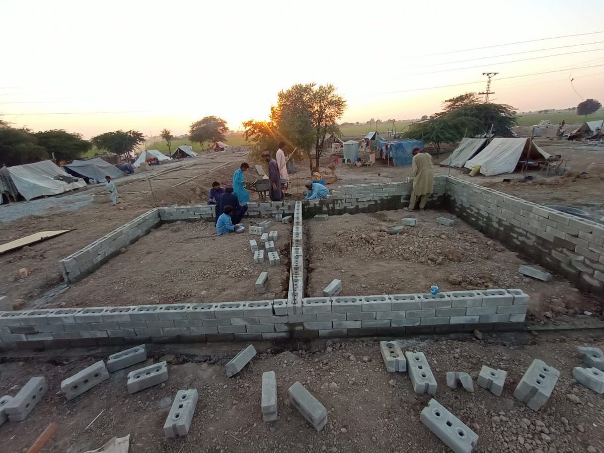 Hadiqa_Kiani's tweet photo. Houses are underway for flood victims! So happy to share this progress. will be visiting soon Inshallah. 🙏🏼🙏🏼🙏🏼 https://t.co/hIfCa2zBfW