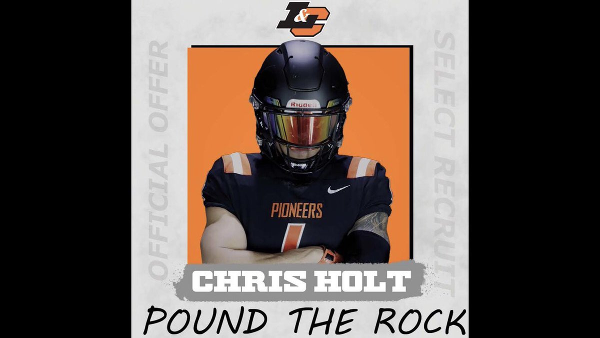cchrisholt tweet media