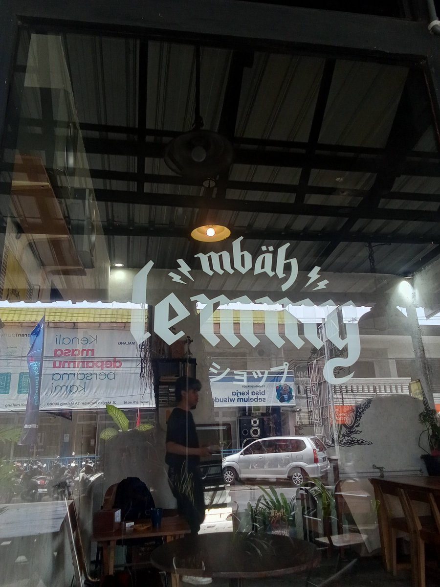 permisiii <a href="/MbahLemmy/">Kedai Mbah Lemmy</a>