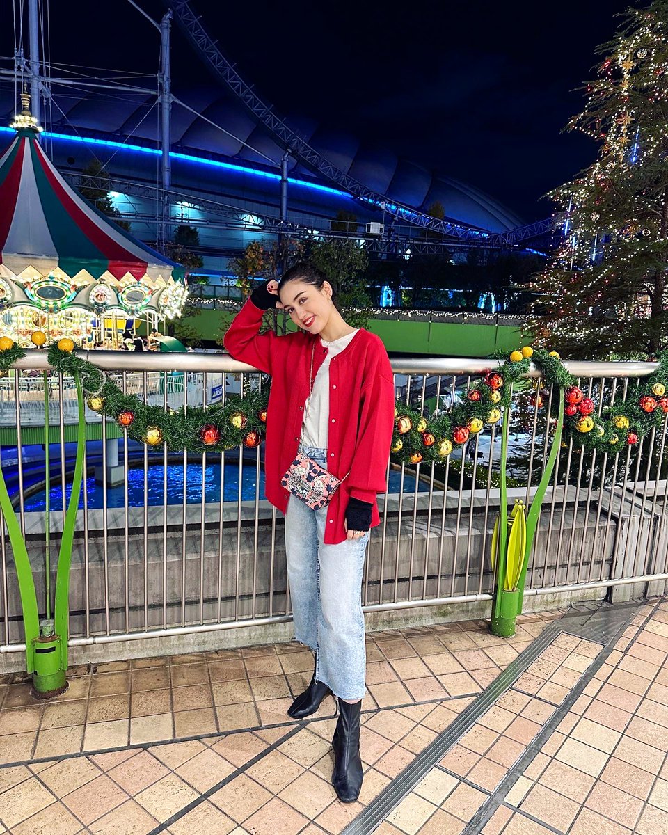 ruby1324's tweet photo. 冬の寒さは嫌いやけど
クリスマスは大好き🫶😘🎄✨
そしてアームウォーマー暖かい🥹❤️‍🔥 https://t.co/23XOcCKeFq