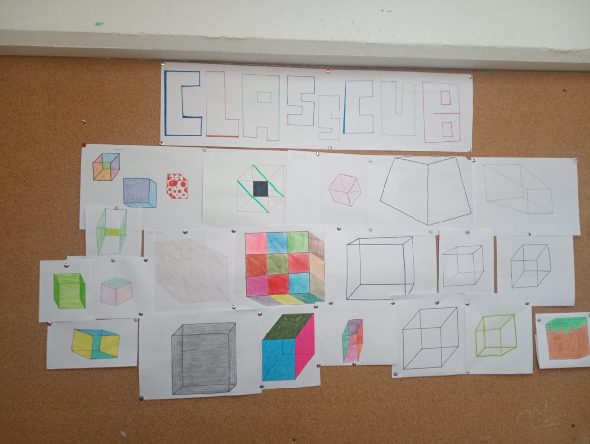 RosaMartnFerna1's tweet photo. Aquí tenim el mural col.laboratiu de les classes. https://t.co/r8Cn8P0loc