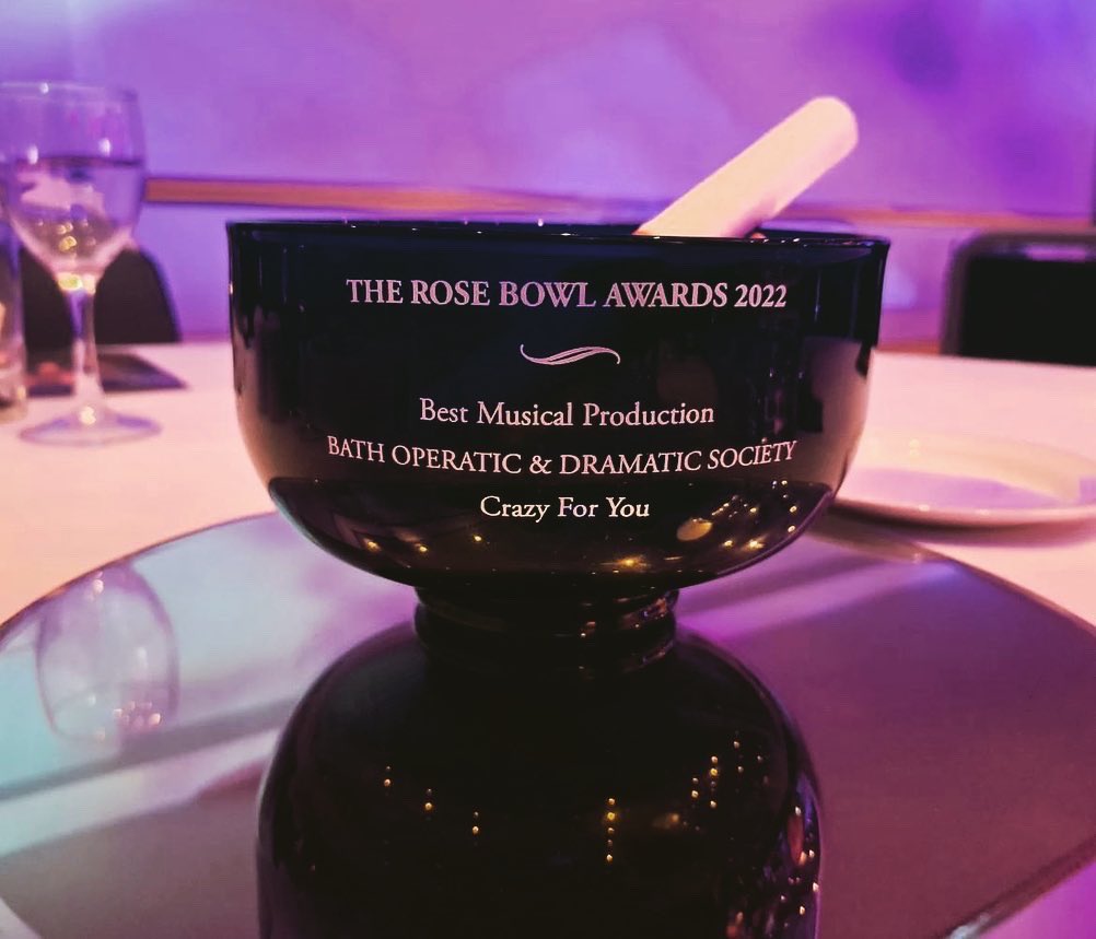 bathoperatic's tweet image. 🥳WINNERS🥳 

The Bristol Evening Post for BEST MUSICAL PRODUCTION at The Rose Bowl Awards for CRAZY FOR YOU ✨🌙

Congratulations to all the nominees and winners. 

#amdram #rosebowlawards #awardsceremony #theatre #crazyforyou #gershwinmusical