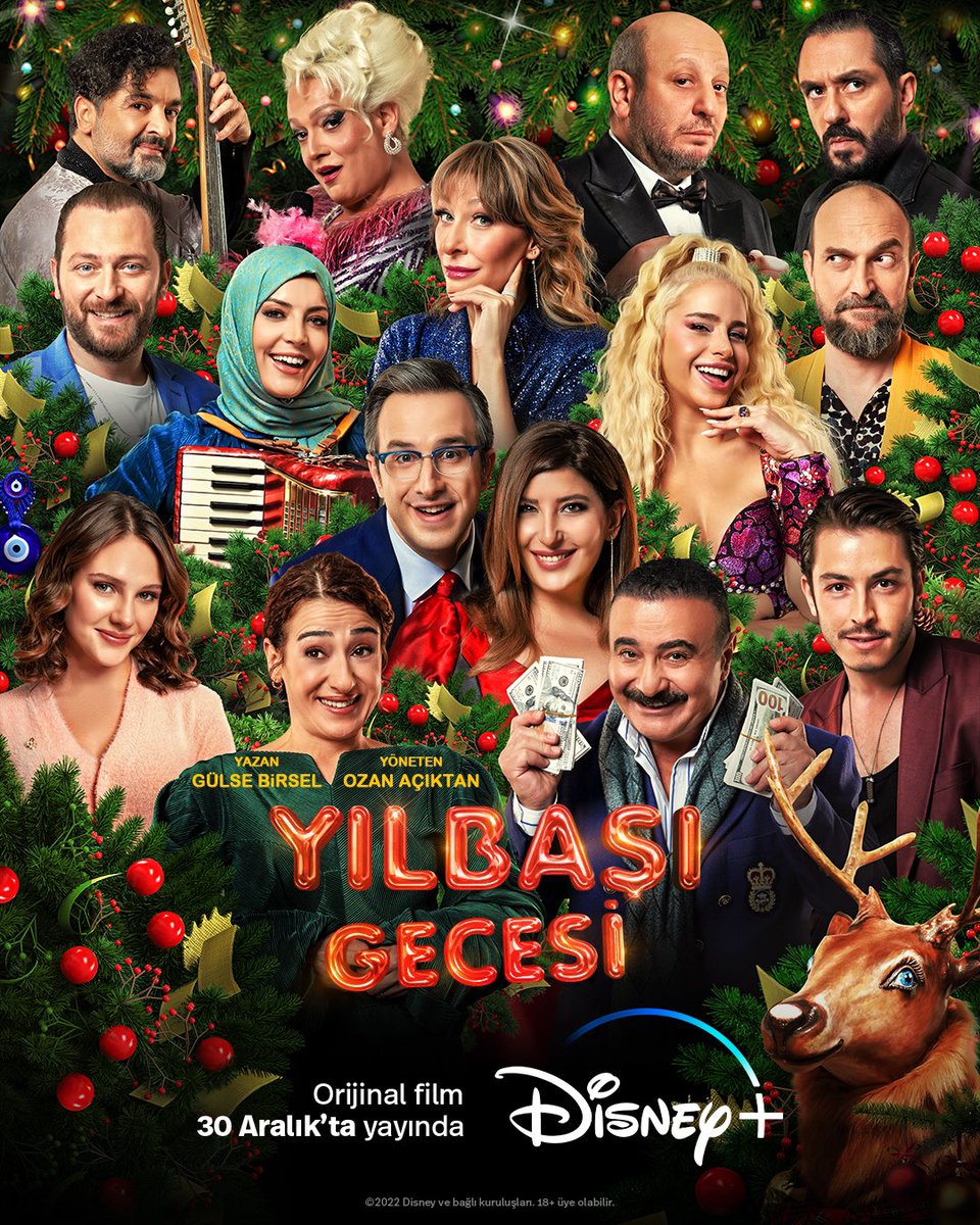 Asla bir araya gelmemesi gerekenler bir araya gelseydi, nasıl bir fotoğraf karesi ortaya çıkardı? Tam olarak böyle. 👌 Orijinal film #YılbaşıGecesi 30 Aralık'ta Disney+’ta.