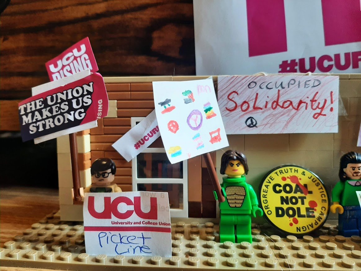 The longer the picket line, the shorter the strike! Let's go big today #ucu fam! #ucuRISING #legopicket #digitalpicket