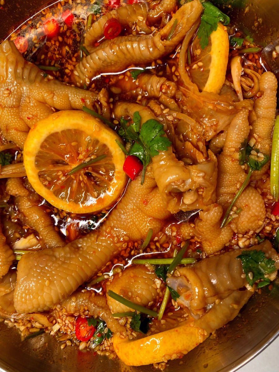 tree60998's tweet image. Homemade boneless chicken feet, do you want to eat?