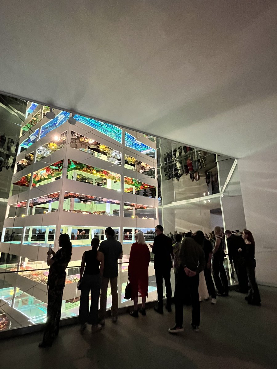 Lucky enough to experience the new wing <a href="/ArtGalleryofNSW/">Art Gallery NSW</a> during day and night this week. So impressed. Art and architecture woven together in magical ways. What a great addition to our city. Thank you to everyone who worked on this project for the past decade #artgallerynsw ✨❤️