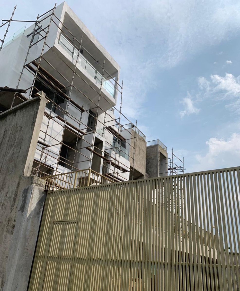 BlackStudio tweet media