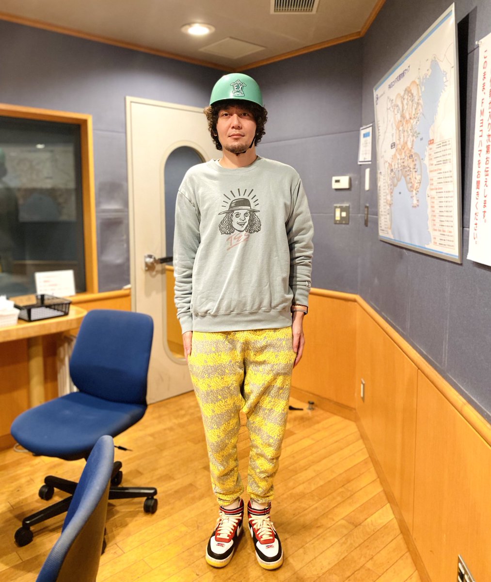 人生初バスケ観戦でヘルメット必須と思って用意して行ったらまさかの