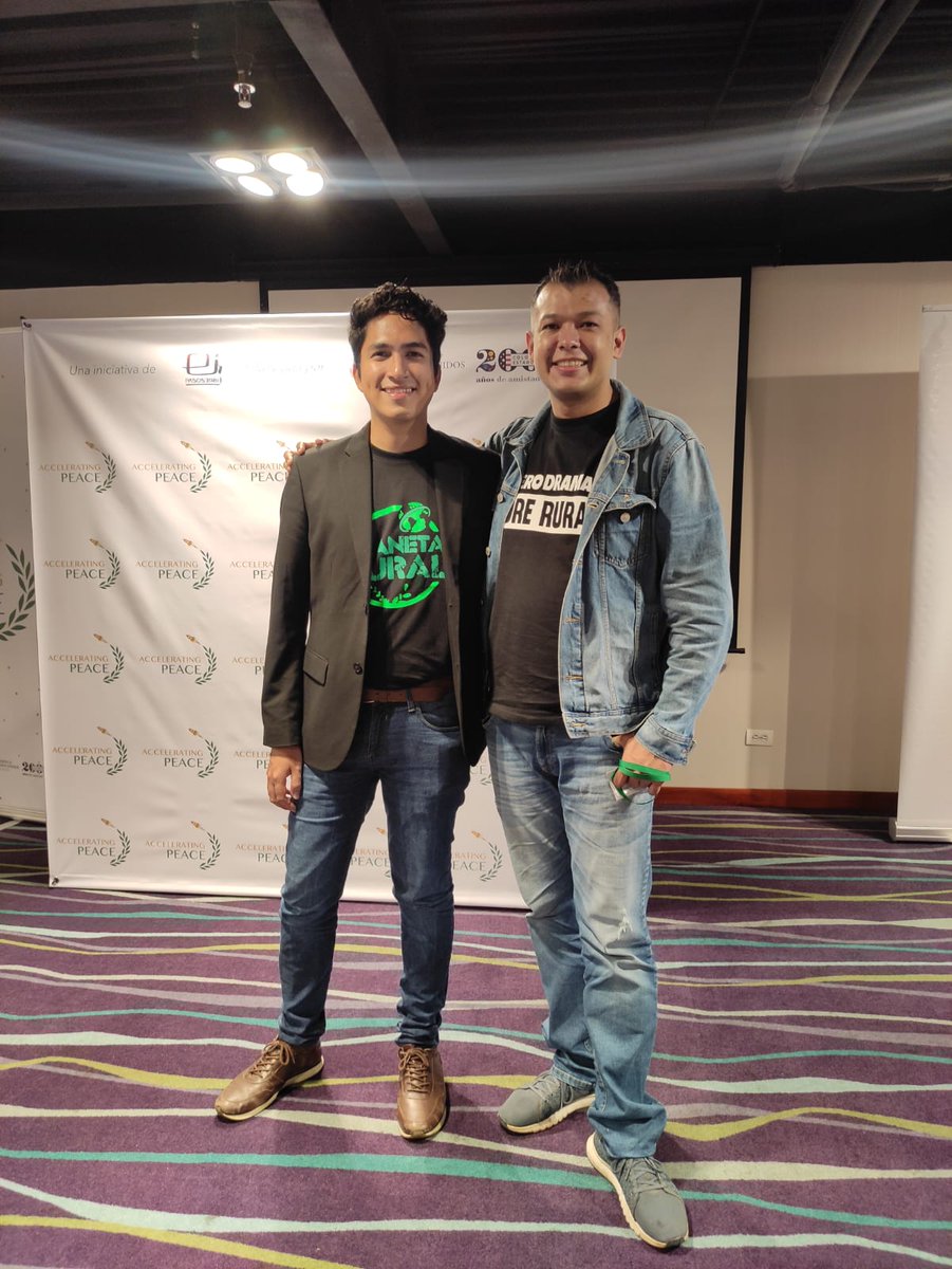 Planeta_Rural's tweet photo. Estuvimos con #BoletindeOportunidades y #AlimentoDeVida en el Demo Day con el que concluyó la primera versión del programa #AcceleratingPeace de @fpasoslibres, financiado por la @USEmbassyBogota
#ResponsabilidadSocial #Paz #Sotenibilidad https://t.co/vM5q5k2w7E