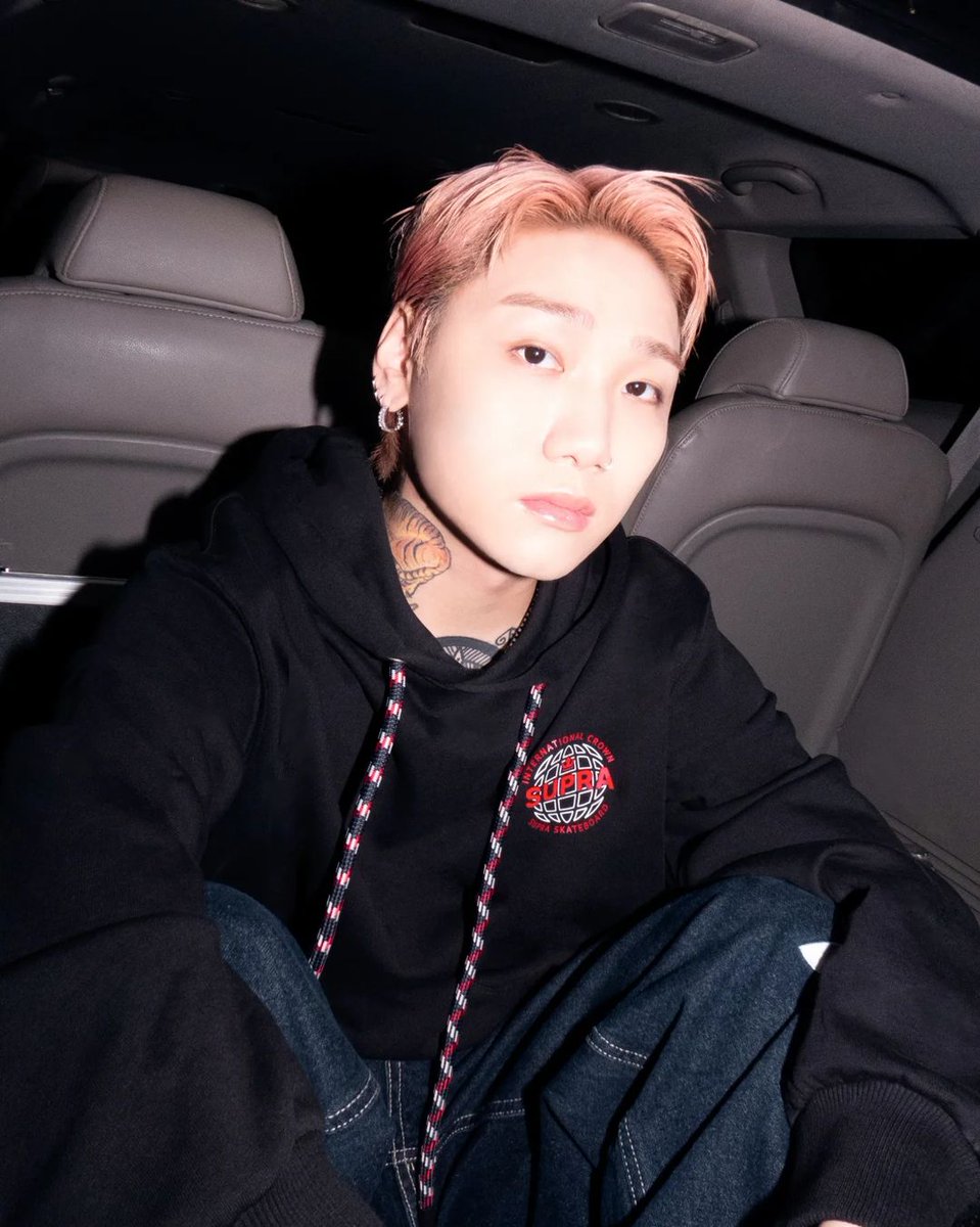 said_justhis's tweet photo. @ supra_korea @ suprafootwear
#광고 #수프라 #SUPRA #수프라후드티 https://t.co/Zximq0zqcF